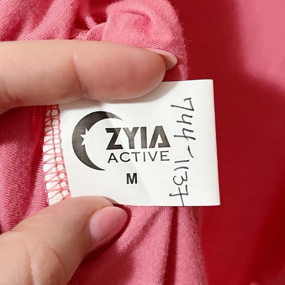 ZYIA Active Light Brick Pink Namaste Long Sleeve Tee Shirt Size Medium NEW - Picture 9 of 10